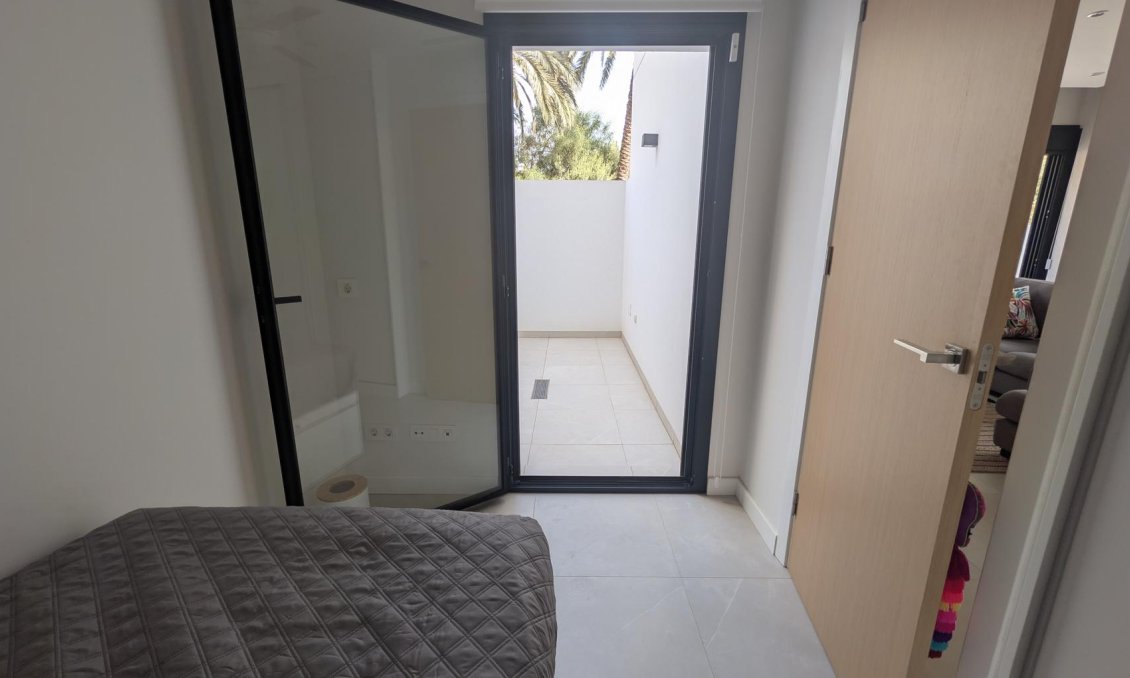 Resale - Villa -
Santiago de la Ribera - Costa Calida