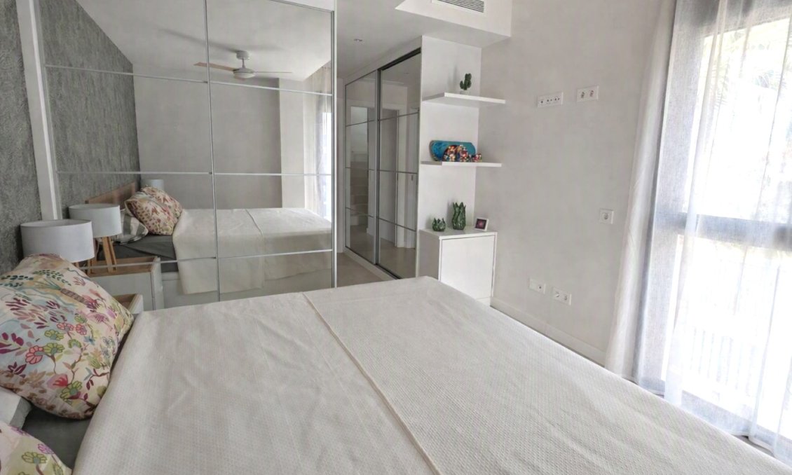 Resale - Villa -
Santiago de la Ribera - Costa Calida