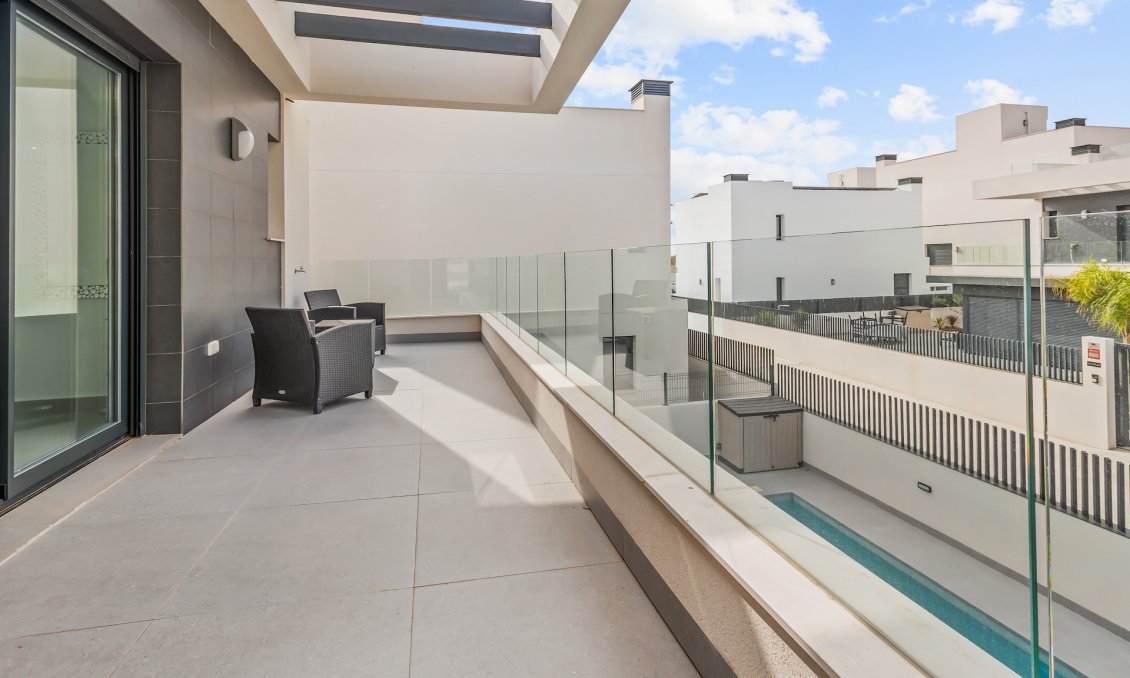 Resale - Villa -
Algorfa - Inland
