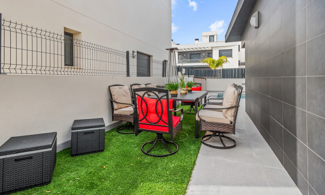 Resale - Villa -
Algorfa - Inland