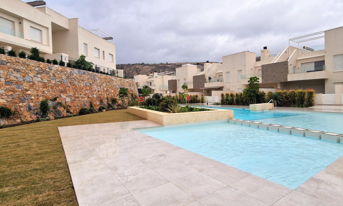 Segunda mano - Bungalow -
Algorfa - Inland