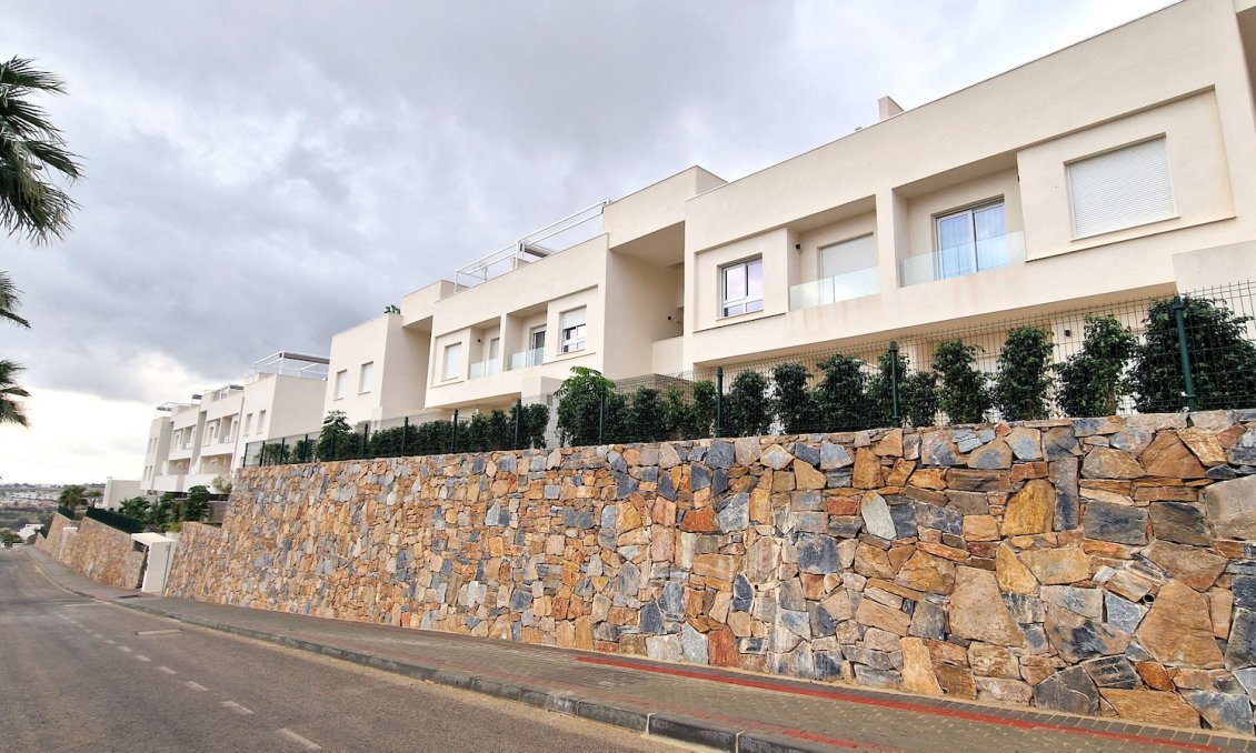 Segunda mano - Bungalow -
Algorfa - Inland