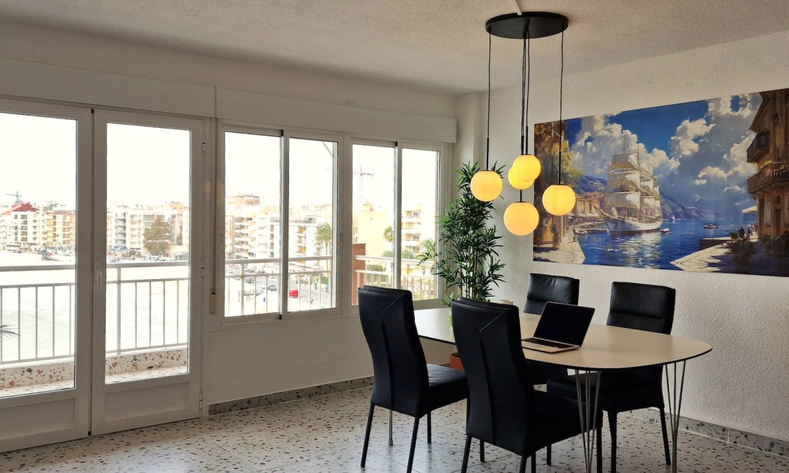 Resale - Apartment -
Torrevieja - Costa Blanca