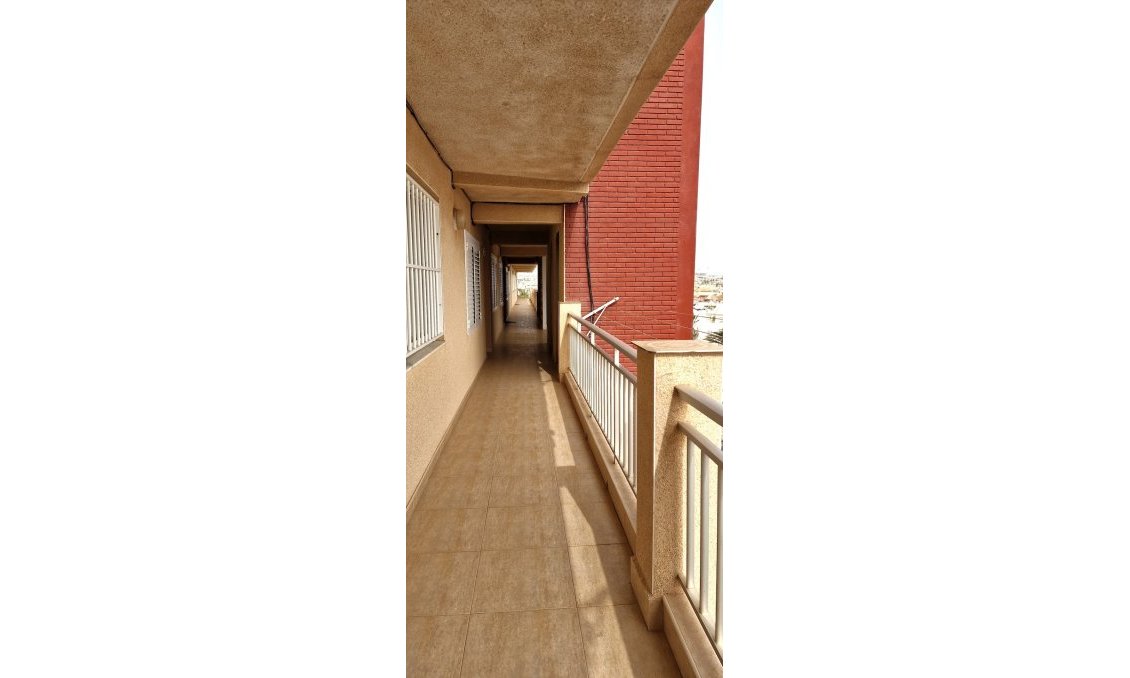 Resale - Apartment -
Torrevieja - Costa Blanca