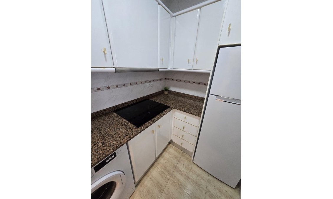 Revente - Appartement -
Torrevieja - Torreblanca