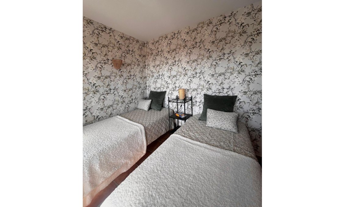 Használt Ingatlanok - Apartman -
Torrevieja - Punta Prima