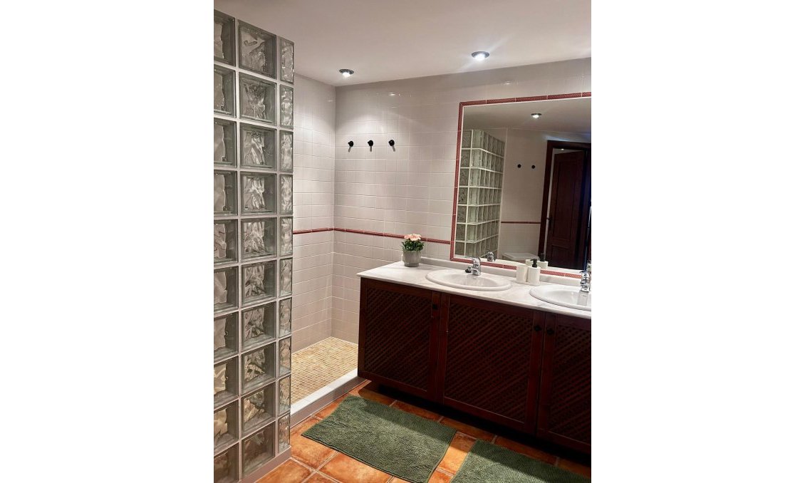 Használt Ingatlanok - Apartman -
Torrevieja - Punta Prima