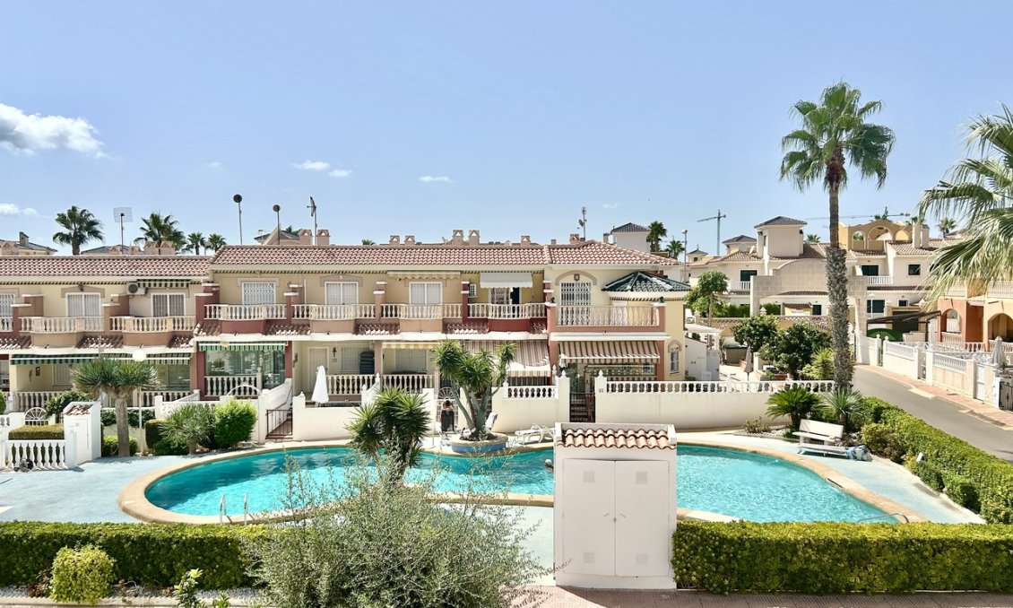 Használt Ingatlanok - Sorház -
Ciudad Quesada - Costa Blanca