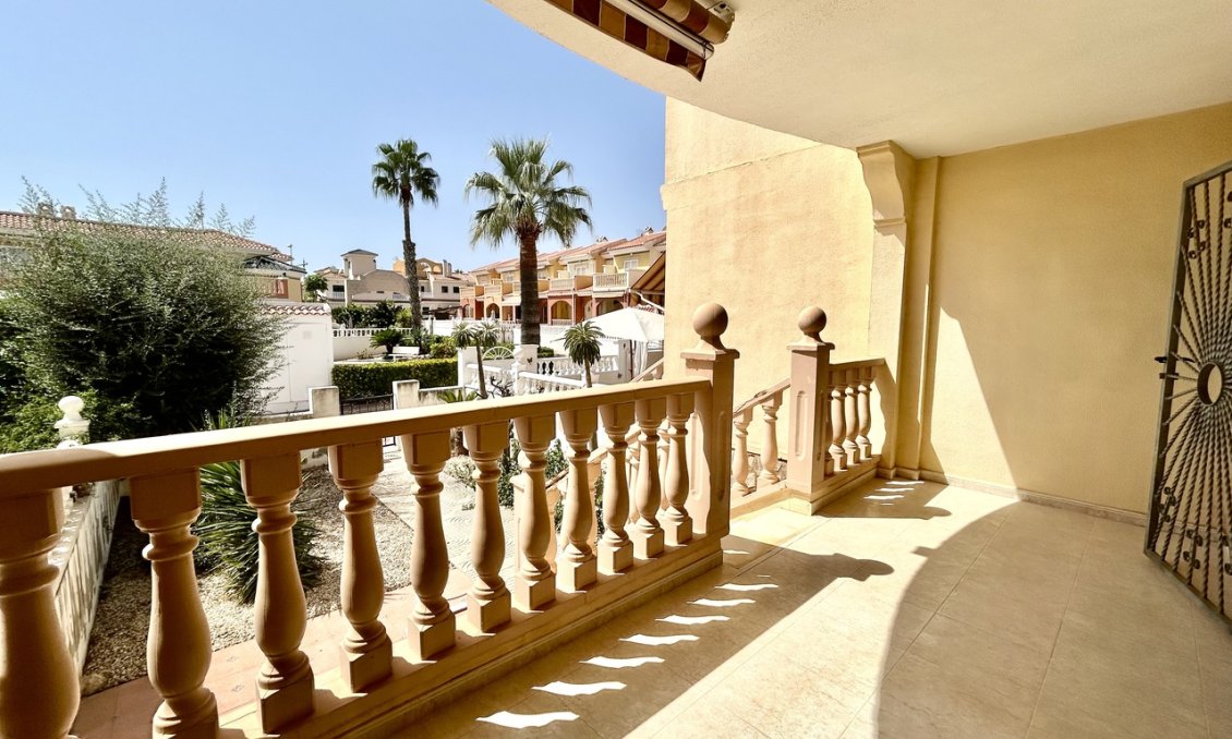 Használt Ingatlanok - Sorház -
Ciudad Quesada - Costa Blanca