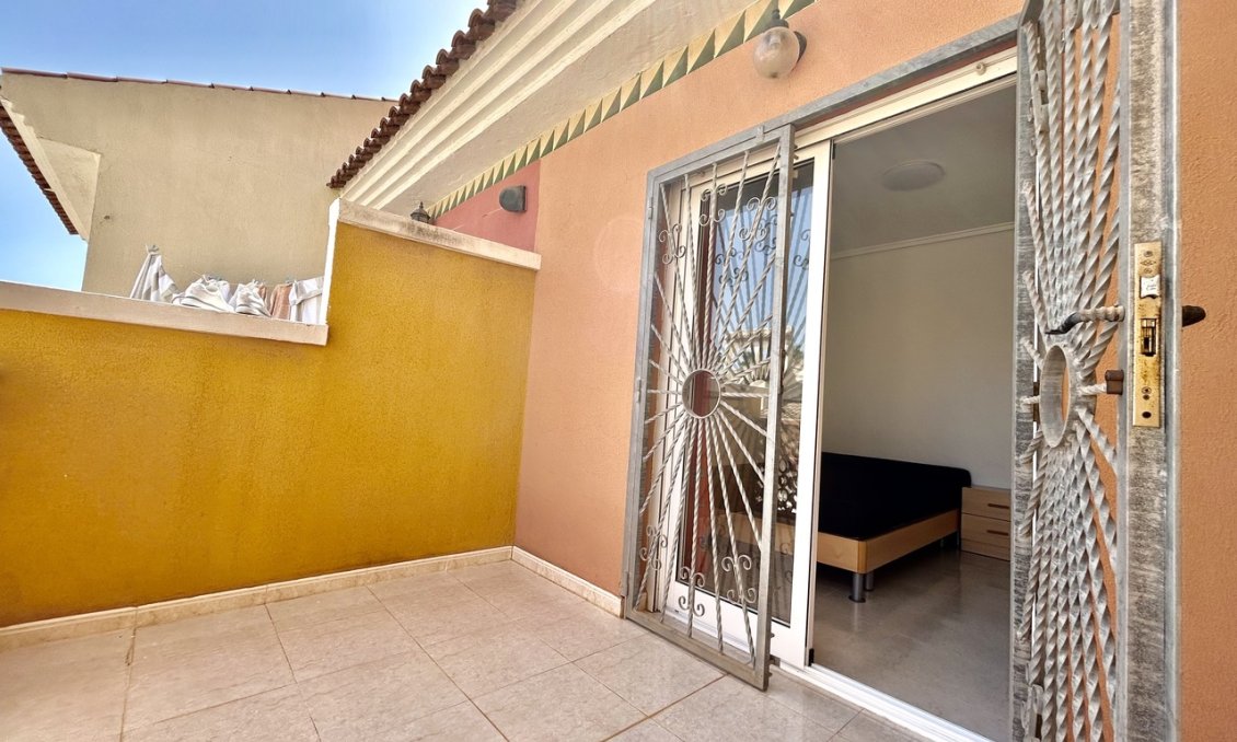 Használt Ingatlanok - Sorház -
Ciudad Quesada - Costa Blanca