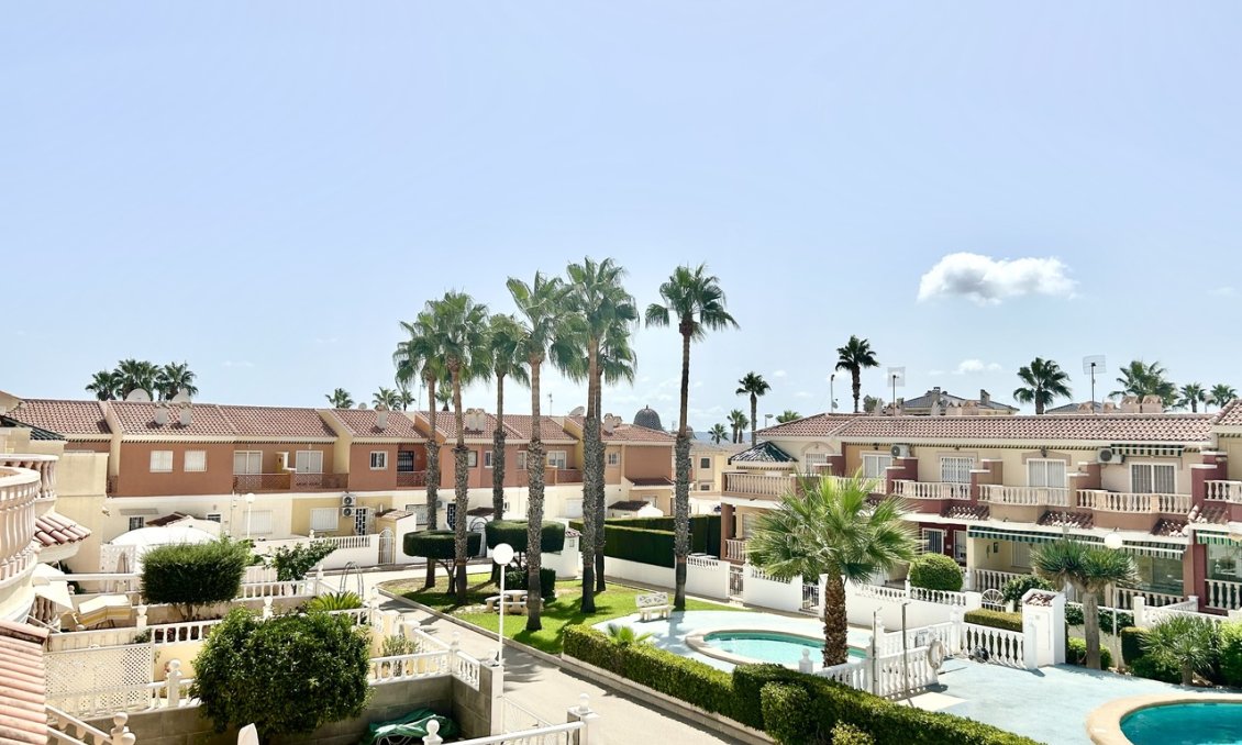 Használt Ingatlanok - Sorház -
Ciudad Quesada - Costa Blanca