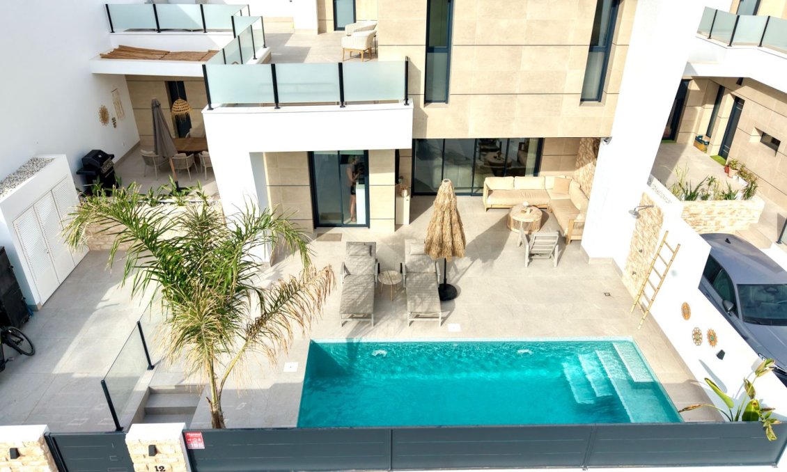 Revente - Villa -
Dolores - Costa Blanca