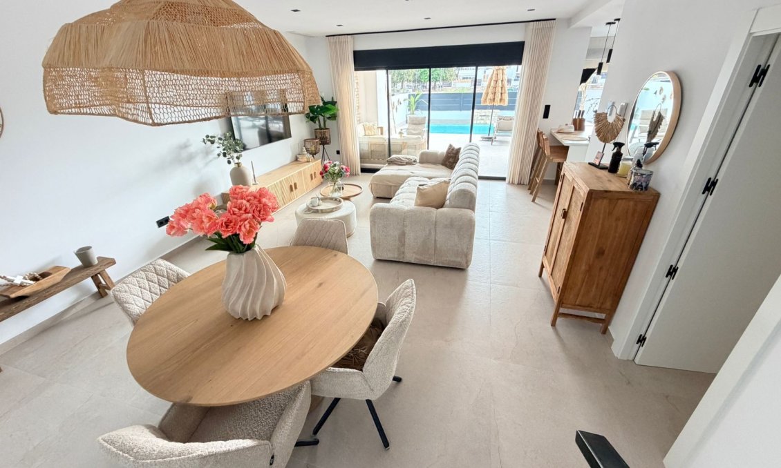 Revente - Villa -
Dolores - Costa Blanca