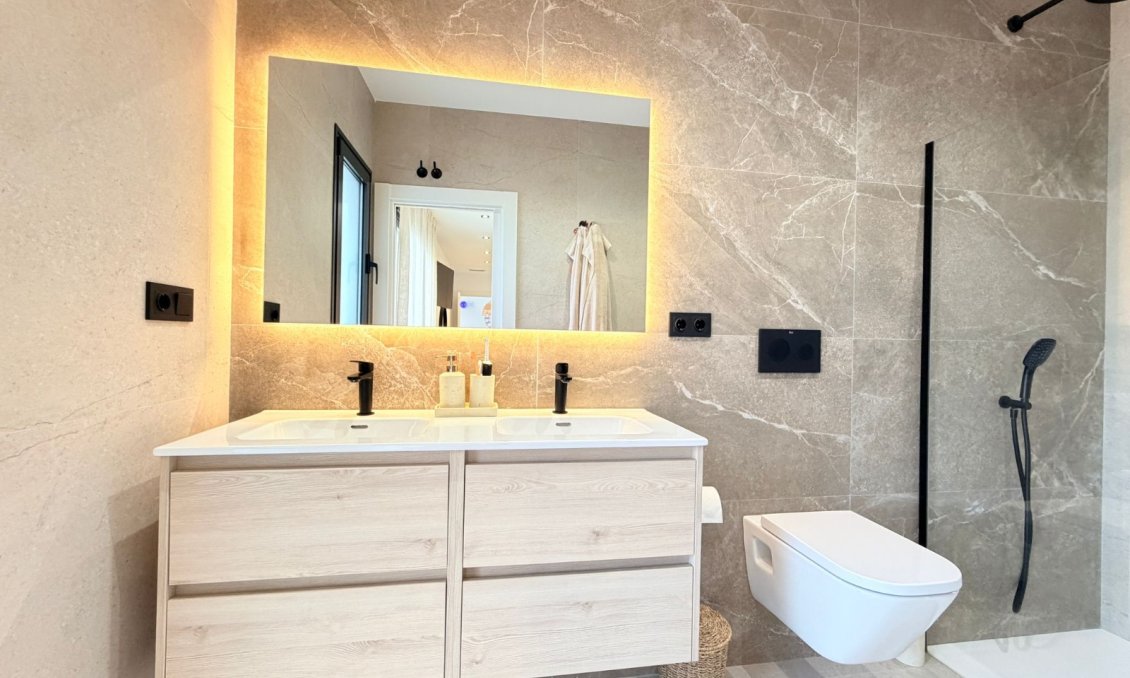 Revente - Villa -
Dolores - Costa Blanca