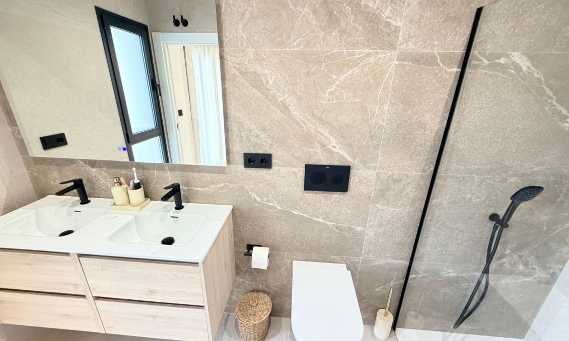 Revente - Villa -
Dolores - Costa Blanca