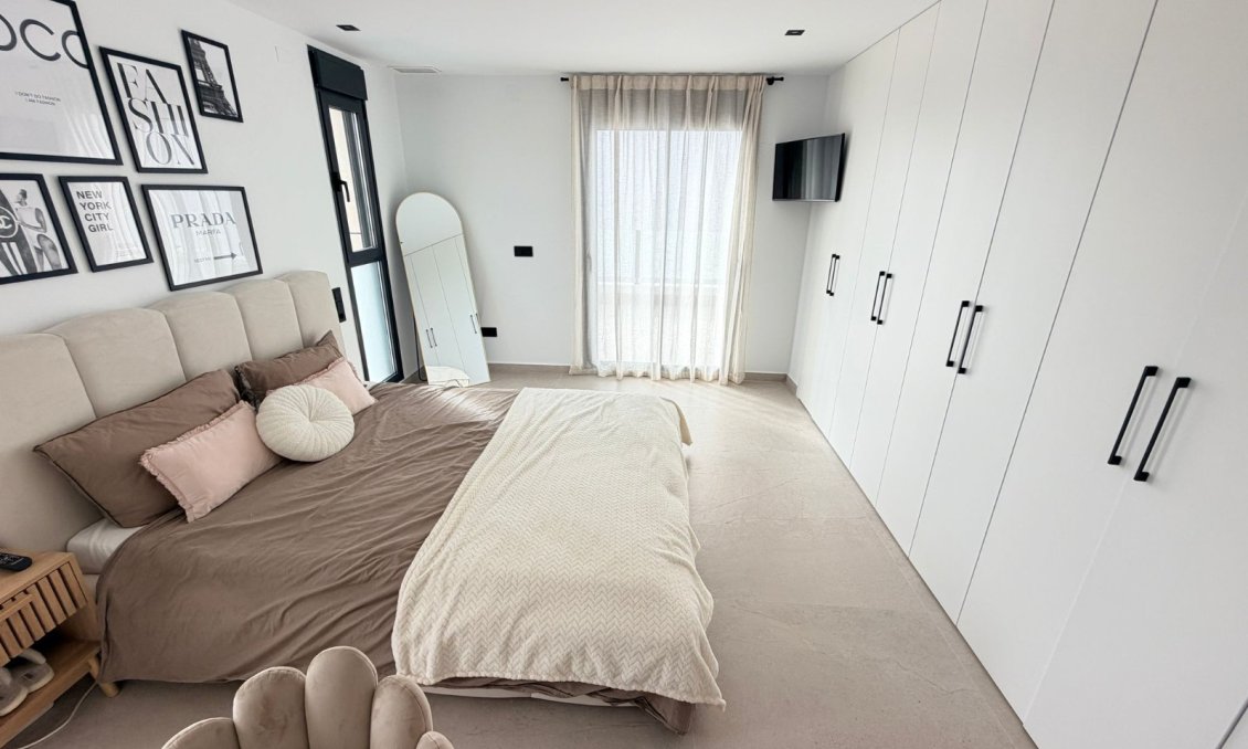 Revente - Villa -
Dolores - Costa Blanca