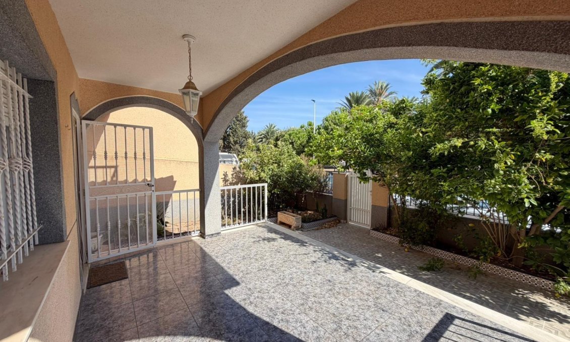 Resale - Villa -
Santiago de la Ribera - San Blas