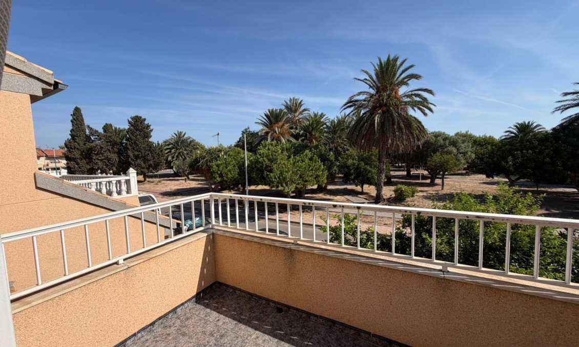 Resale - Villa -
Santiago de la Ribera - San Blas