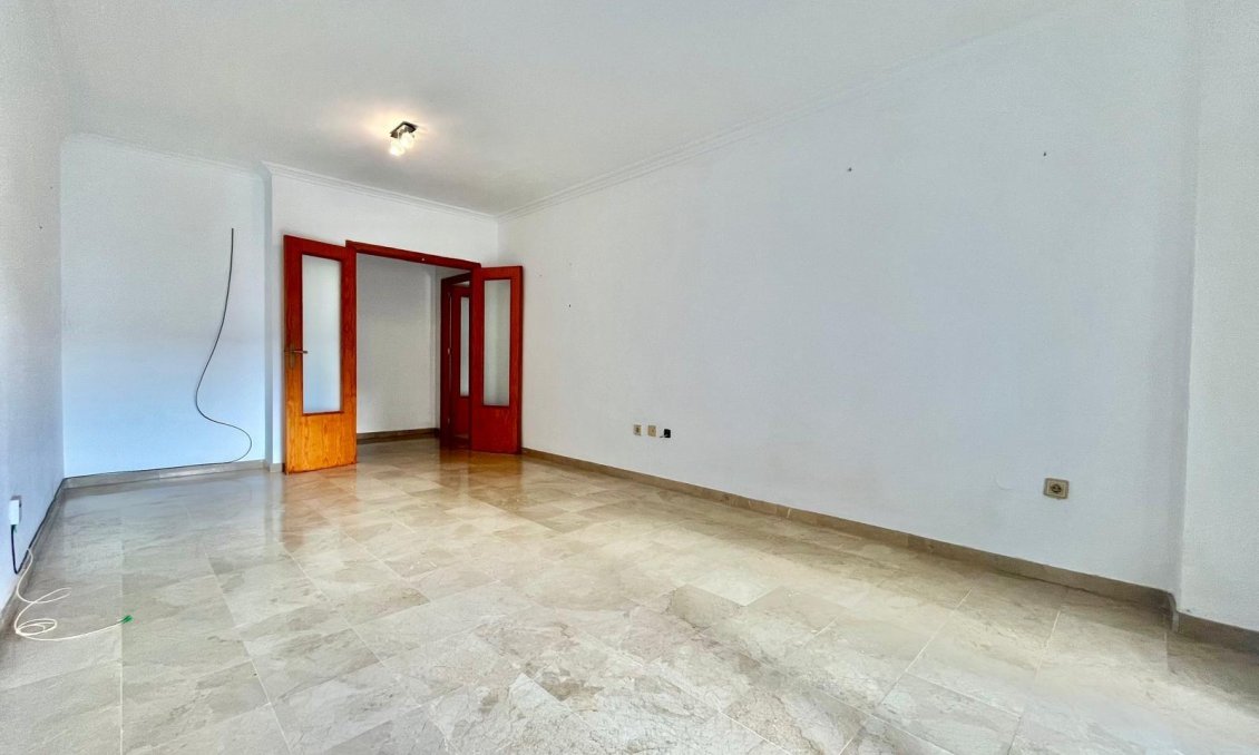 Wiederverkauf - Wohnung -
Torrevieja