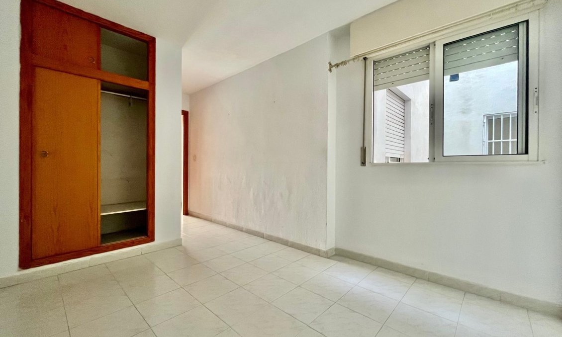 Wiederverkauf - Wohnung -
Torrevieja