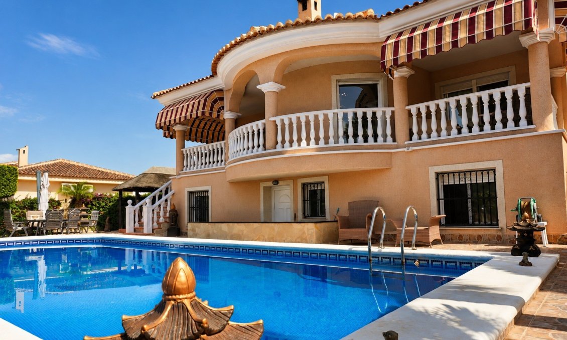 Revente - Villa -
Rojales - Inland