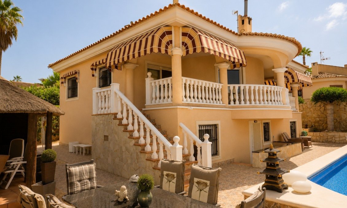 Revente - Villa -
Rojales - Inland