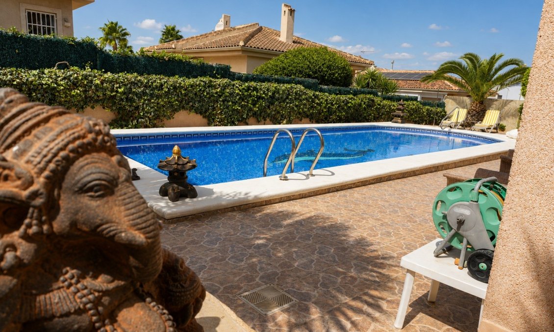 Revente - Villa -
Rojales - Inland