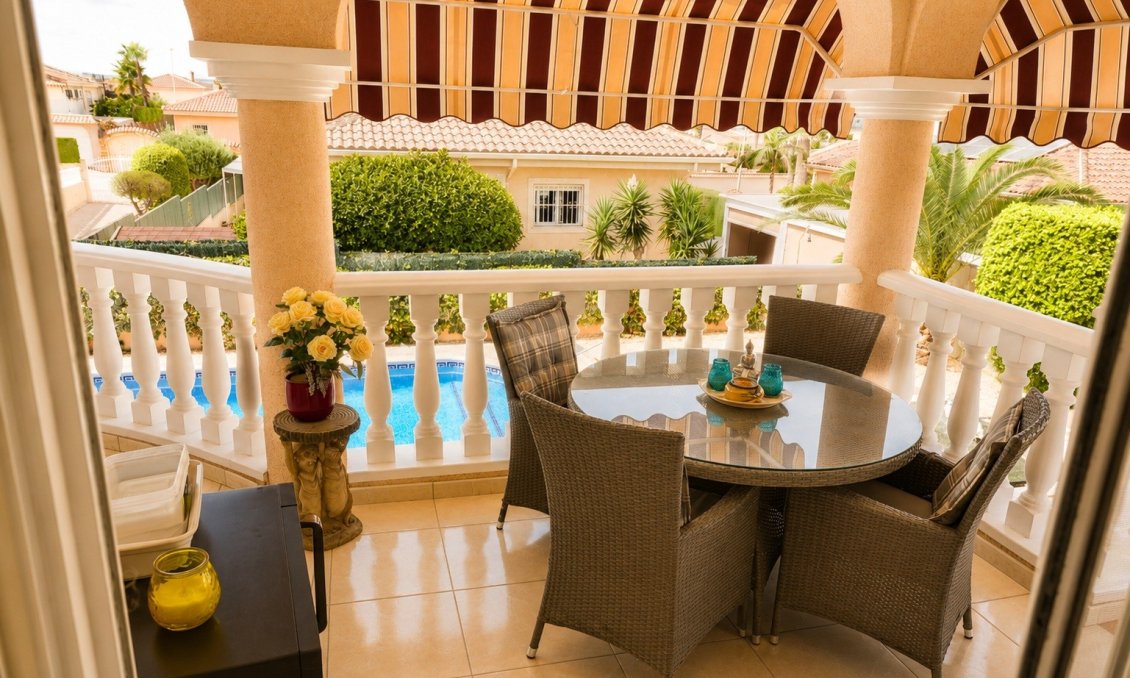 Revente - Villa -
Rojales - Inland
