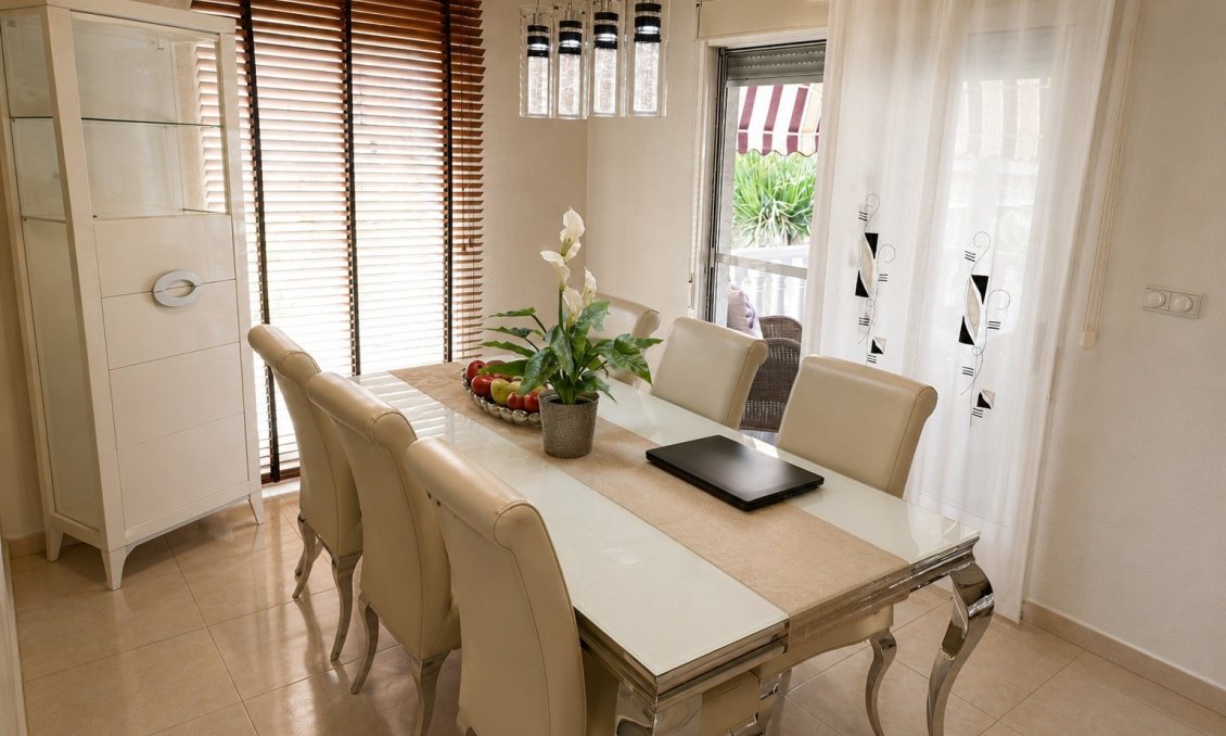 Revente - Villa -
Rojales - Inland
