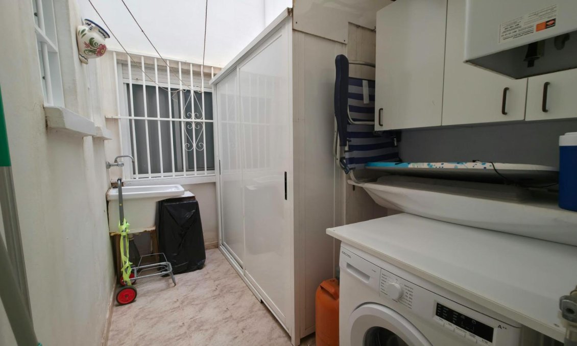 Revente - Appartement -
Torrevieja - Playa del Cura