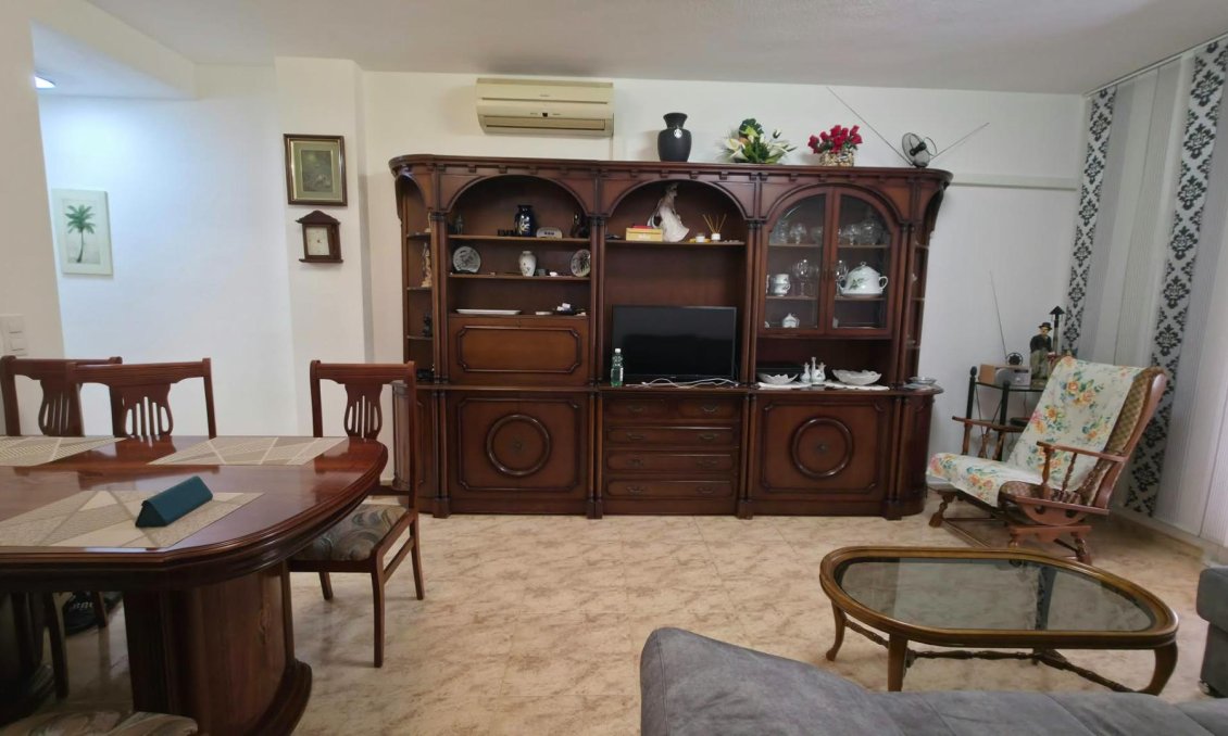 Revente - Appartement -
Torrevieja - Playa del Cura