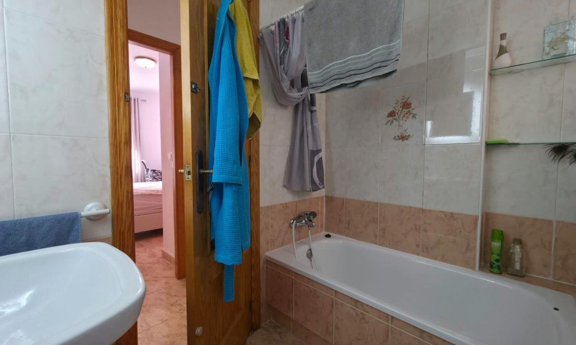 Revente - Appartement -
Torrevieja - Playa del Cura