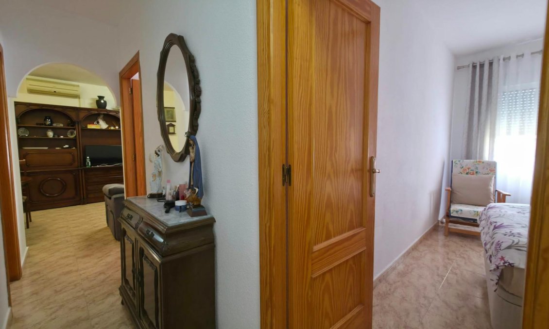 Revente - Appartement -
Torrevieja - Playa del Cura