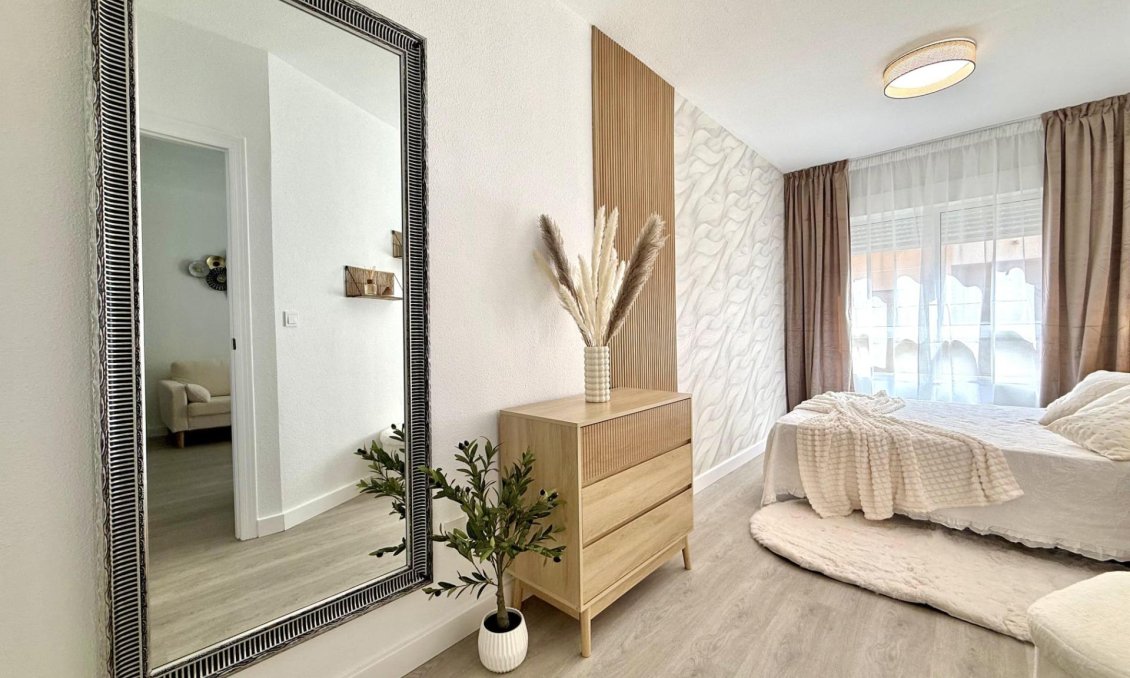 Resale - Apartment -
Torrevieja - Playa del Cura