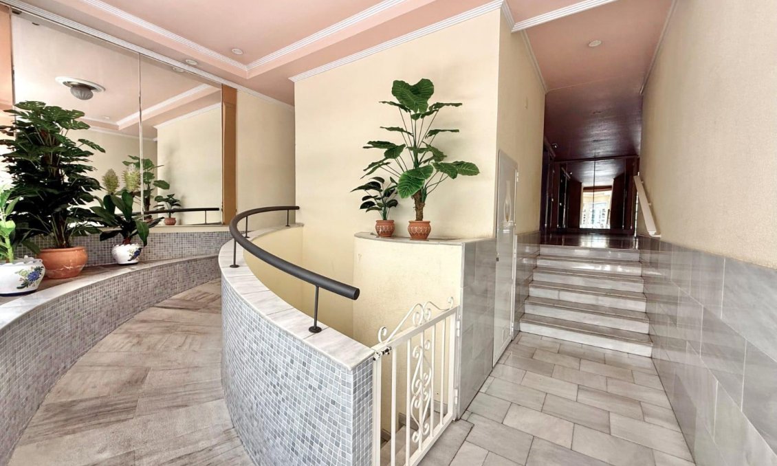 Resale - Apartment -
Torrevieja - Playa del Cura