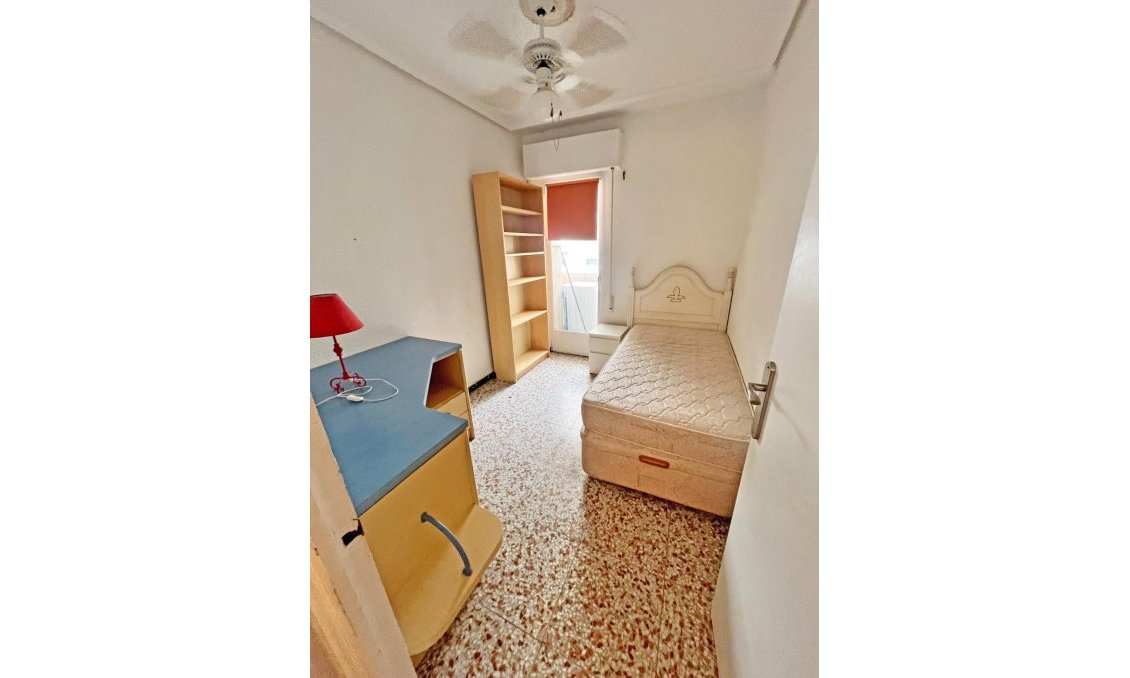 Revente - Appartement -
Guardamar del Segura - Centro
