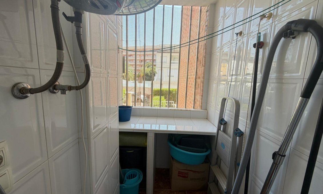 Resale - Apartment -
Torrevieja - Punta Prima