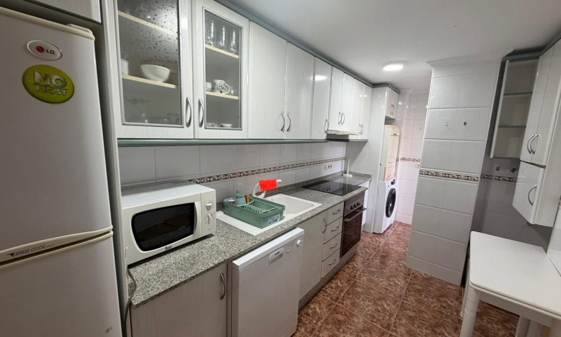 Resale - Apartment -
Torrevieja - Punta Prima