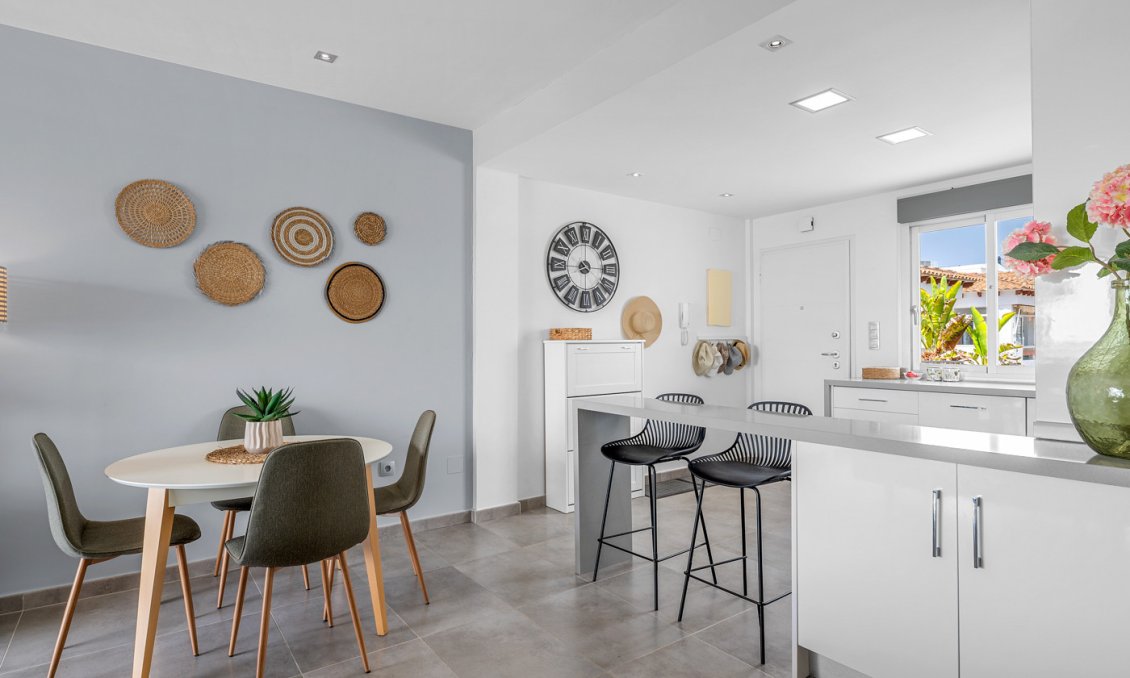 Wiederverkauf - Bungalow -
Orihuela Costa - Costa Blanca
