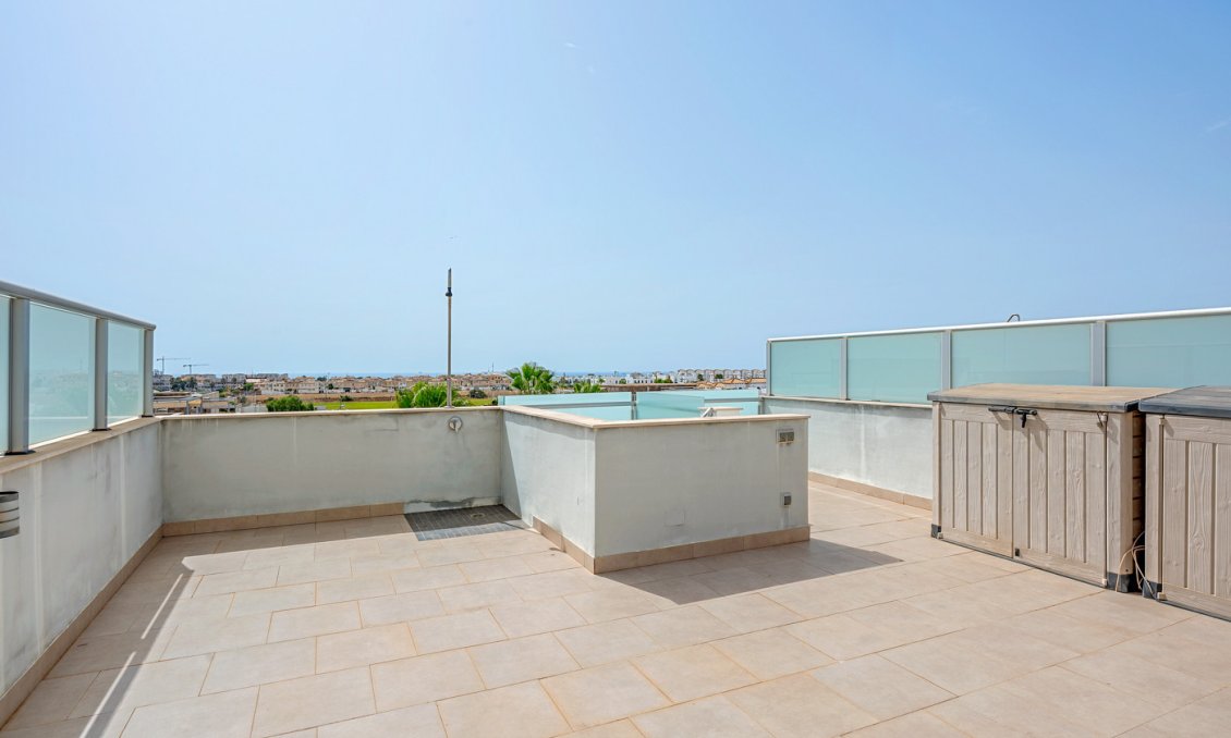 Wiederverkauf - Bungalow -
Orihuela Costa - Costa Blanca