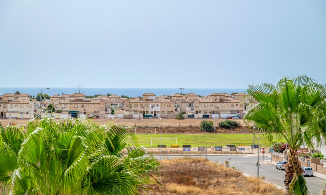 Wiederverkauf - Bungalow -
Orihuela Costa - Costa Blanca