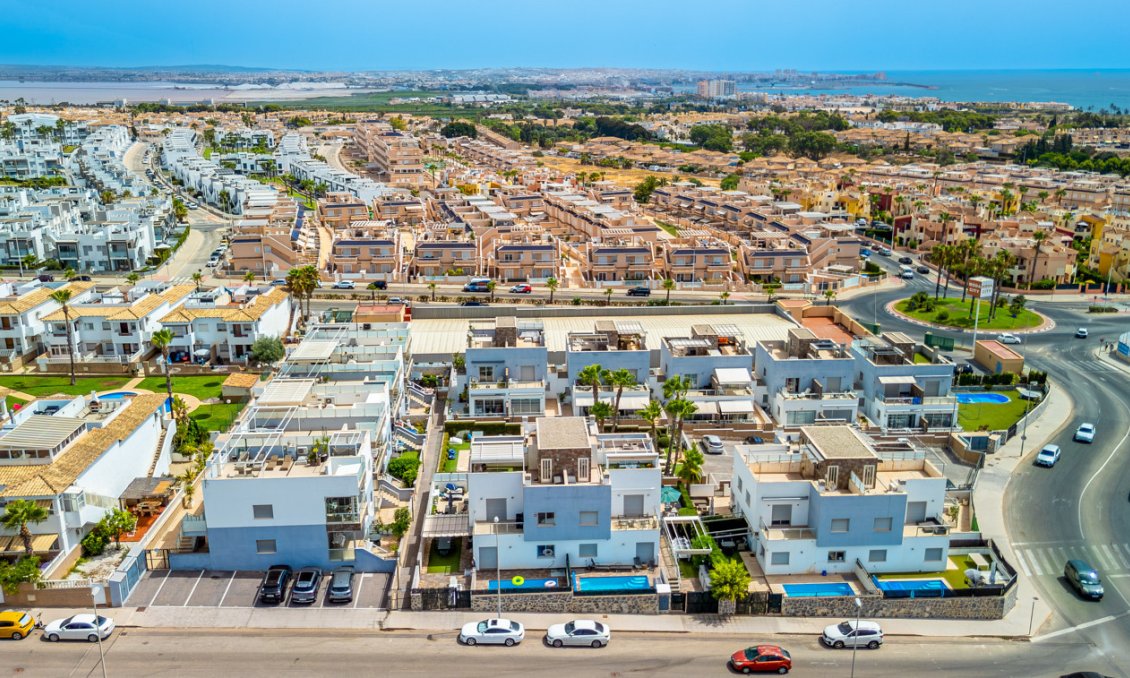 Wiederverkauf - Bungalow -
Orihuela Costa - Costa Blanca