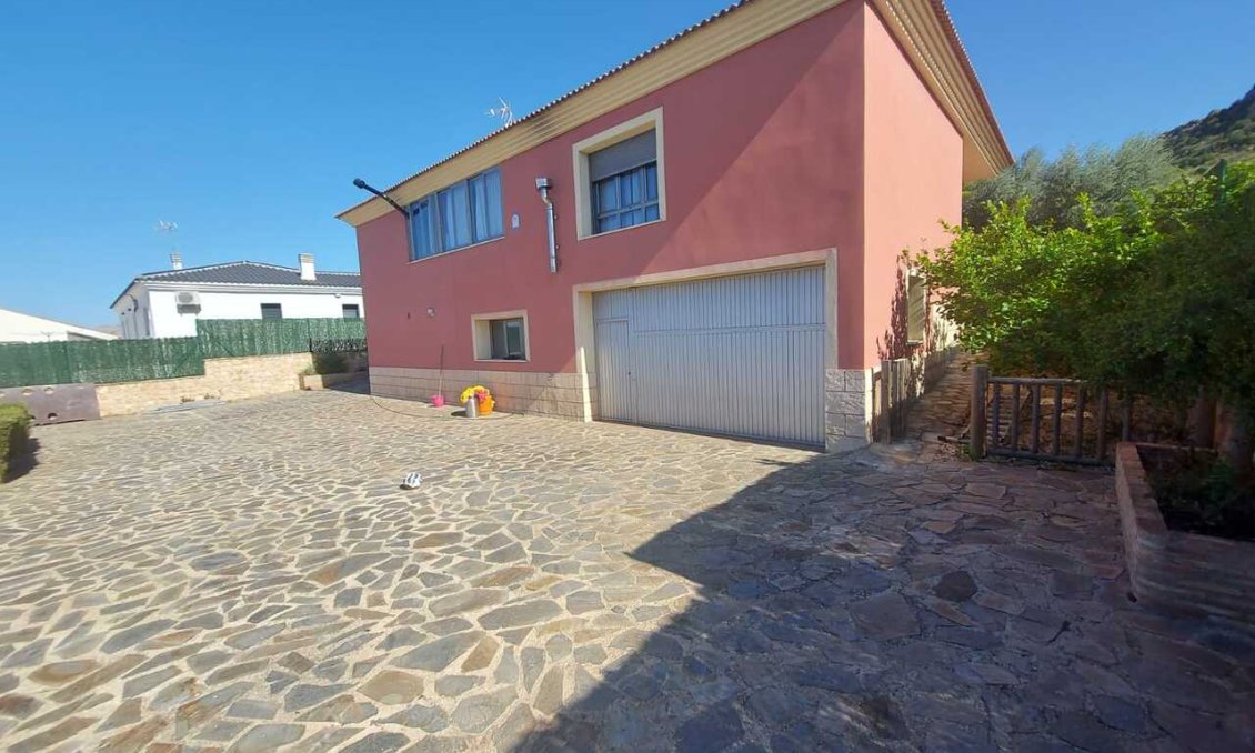 Wiederverkauf - Villa -
Calasparra - Inland