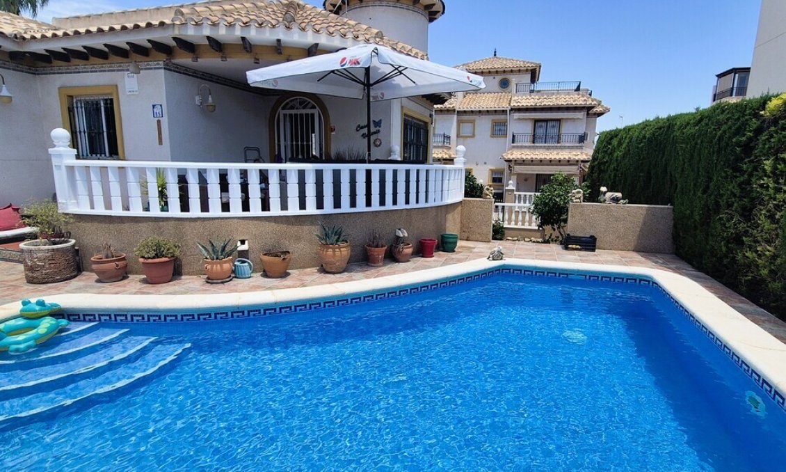Wiederverkauf - Villa -
Orihuela Costa - Costa Blanca