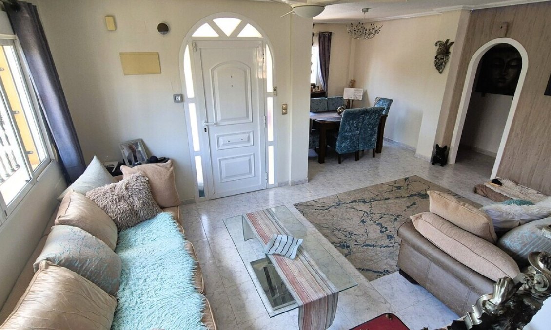 Wiederverkauf - Villa -
Orihuela Costa - Costa Blanca