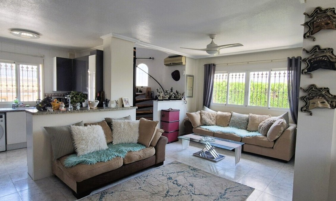 Wiederverkauf - Villa -
Orihuela Costa - Costa Blanca