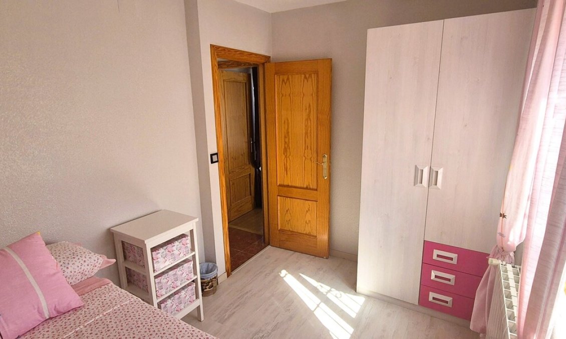 Segunda mano - Villa / Semi pareado -
Torrevieja - Costa Blanca
