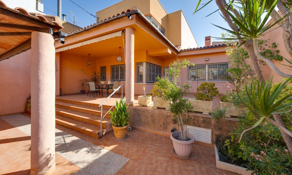 Segunda mano - Villa -
Benejúzar - Inland