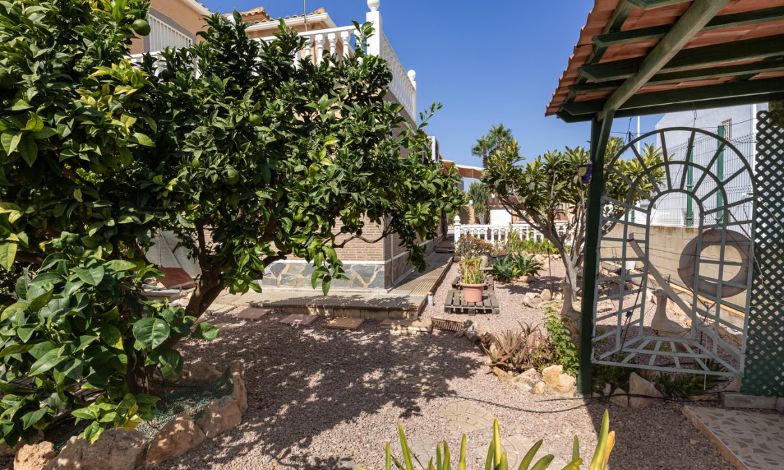 Segunda mano - Villa -
La Regia - Costa Blanca
