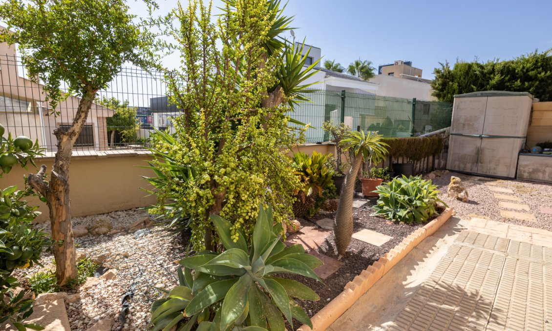 Segunda mano - Villa -
La Regia - Costa Blanca